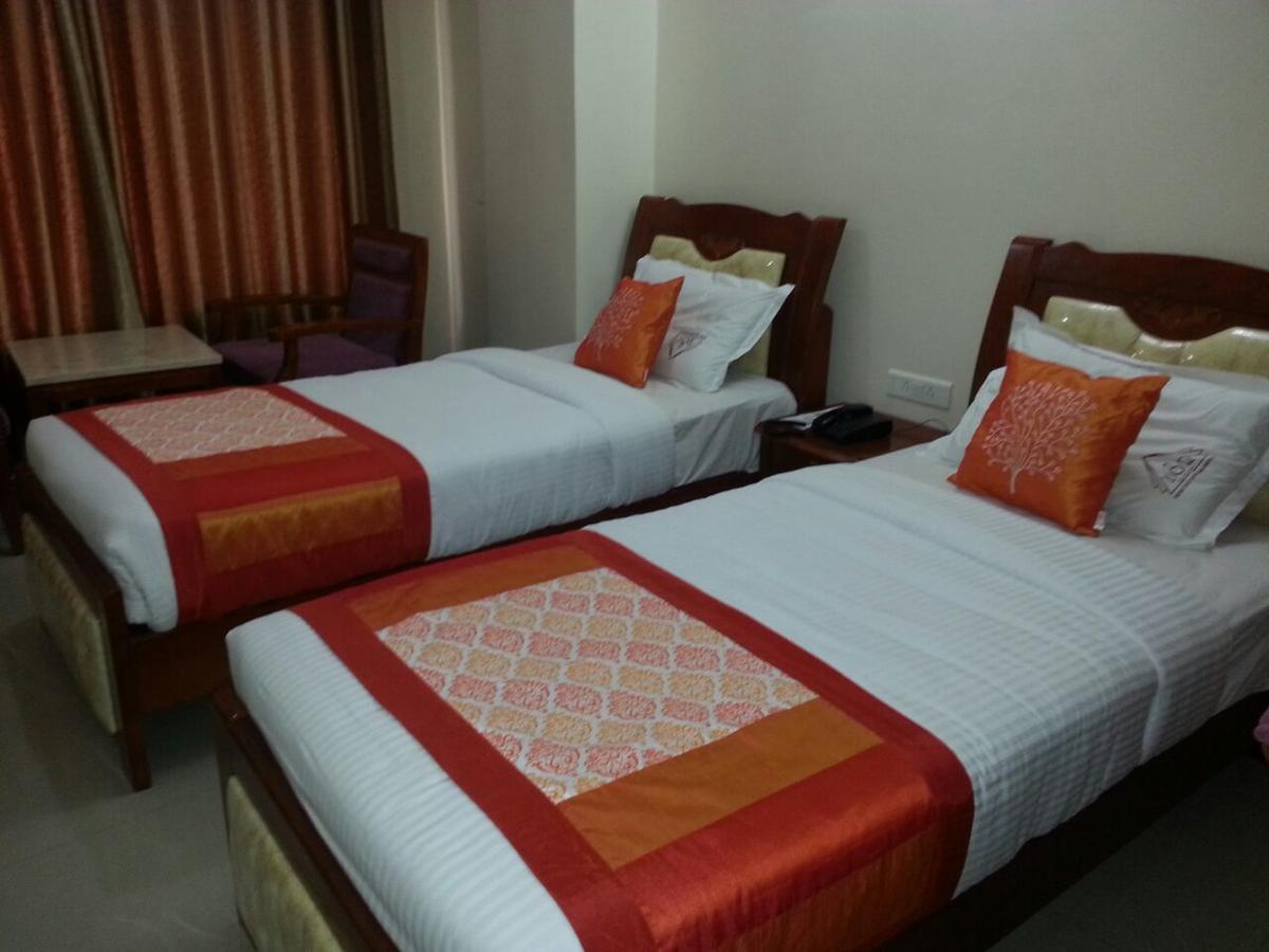 Hotel Shrivalli Residency Chennai Ngoại thất bức ảnh